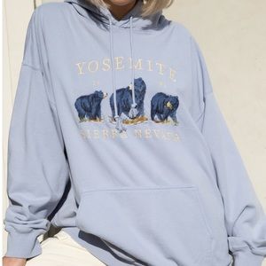 Brandy Melville Yosemite Sweatshirt